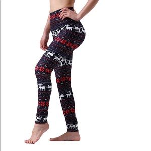 NWT Women’s Christmas Deer leggings